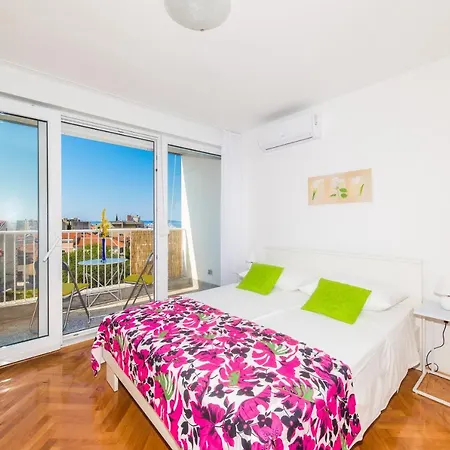 Apartman Dodo Apartment *